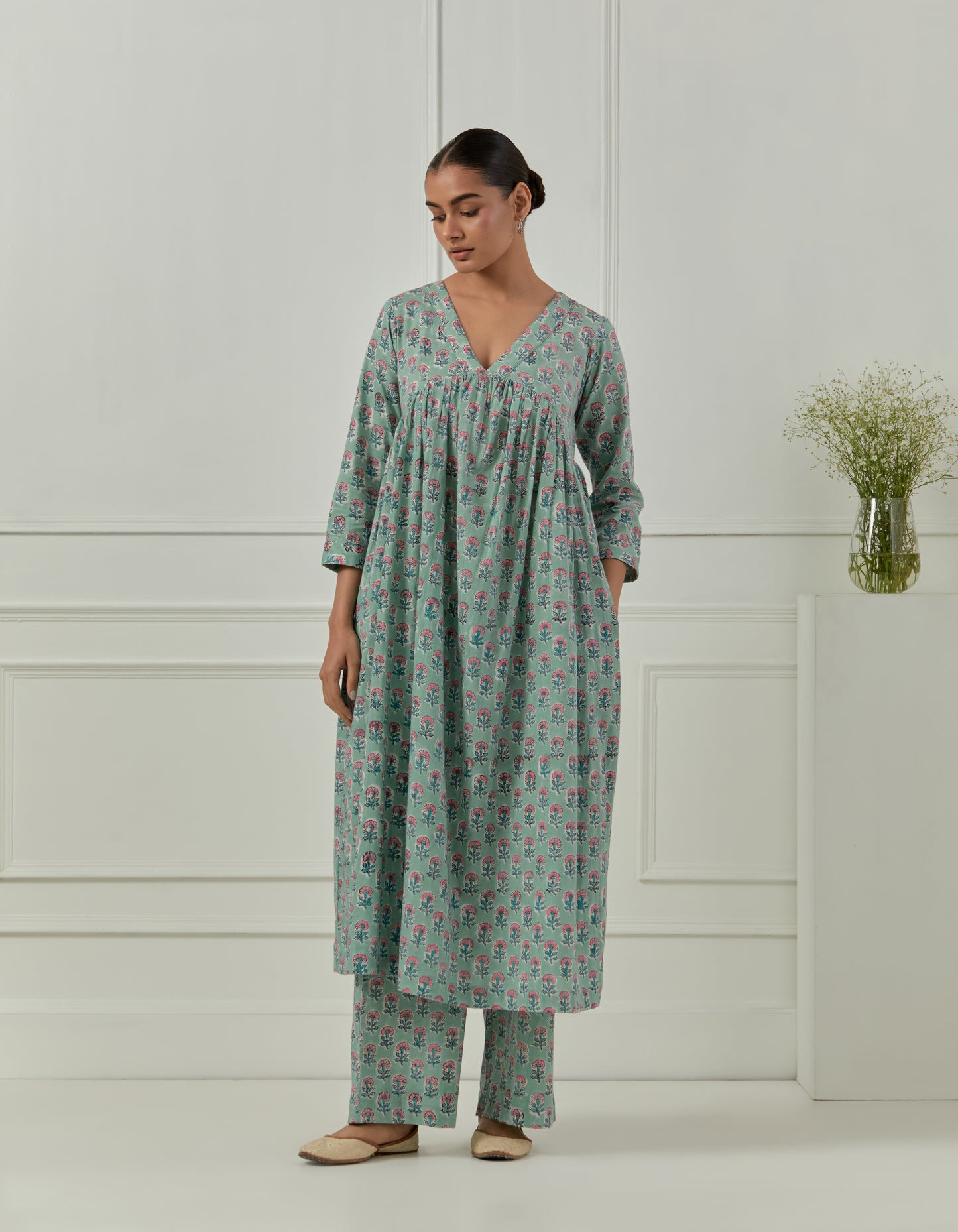 Kurta set kurta set for women ethnic wear ethnic clothing indian dress ethnic wear for women block prints indian dress shop kurta designer kurta fashion designer dress fashion clothing brand kurta set for women maxi dress co ord suit for women kurti set for women cotton kurta set for women festive dresses for women xxl size xl size xxxl size  xxxl kurta 4xl kurta 5xl size curvy women suit design suit design for women plus size women trafitional wear indian clothing indian fashion set pants trend india