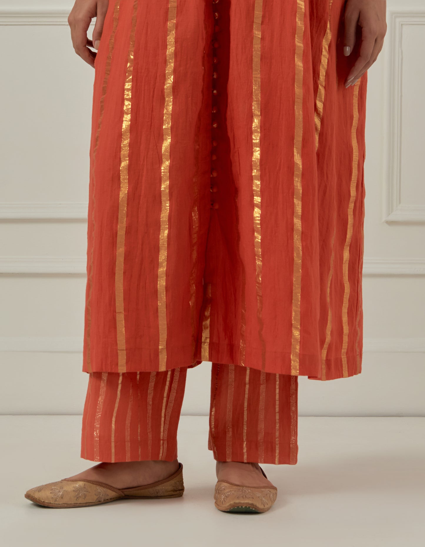 Naiki Devi Kurta Set