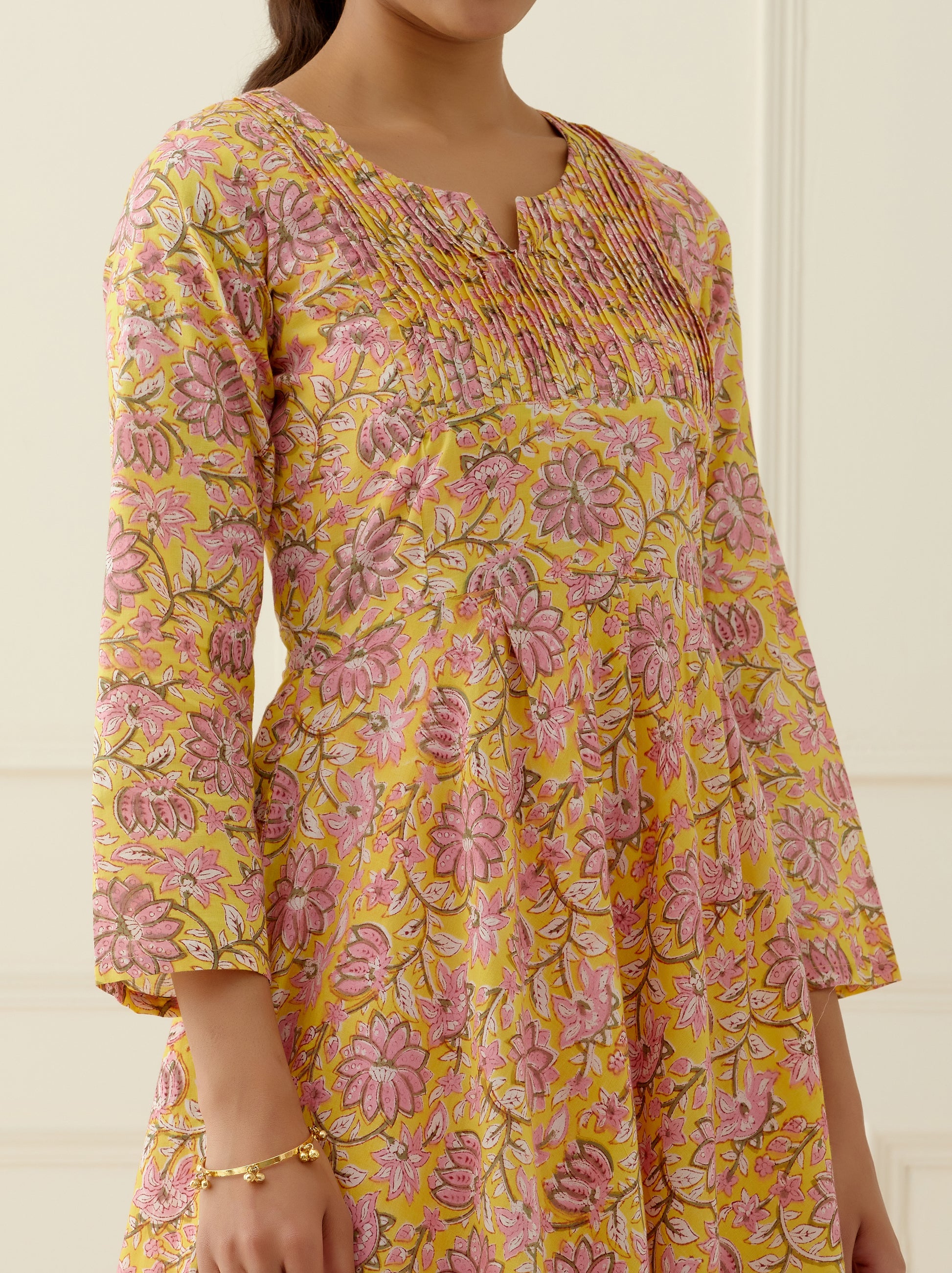 Kurta set kurta set for women ethnic wear ethnic clothing indian dress ethnic wear for women block prints indian dress shop kurta designer kurta fashion designer dress fashion clothing brand kurta set for women maxi dress co ord suit for women kurti set for women cotton kurta set for women festive dresses for women xxl size xl size xxxl size  xxxl kurta 4xl kurta 5xl size curvy women suit design suit design for women plus size women trafitional wear indian clothing indian fashion set pants trend india