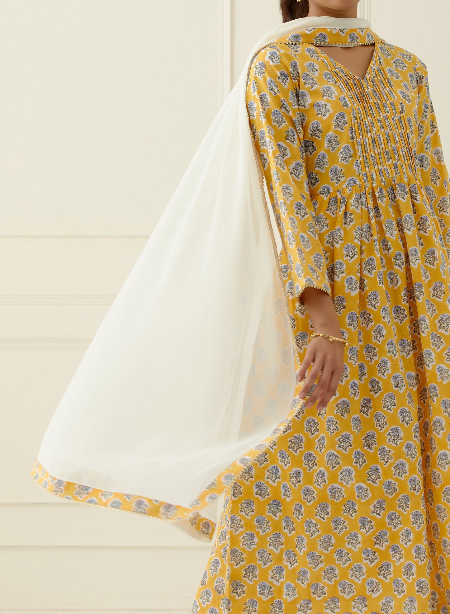 Kurta set kurta set for women ethnic wear ethnic clothing indian dress ethnic wear for women block prints indian dress shop kurta designer kurta fashion designer dress fashion clothing brand kurta set for women maxi dress co ord suit for women kurti set for women cotton kurta set for women festive dresses for women xxl size xl size xxxl size  xxxl kurta 4xl kurta 5xl size curvy women suit design suit design for women plus size women trafitional wear indian clothing indian fashion set pants trend india