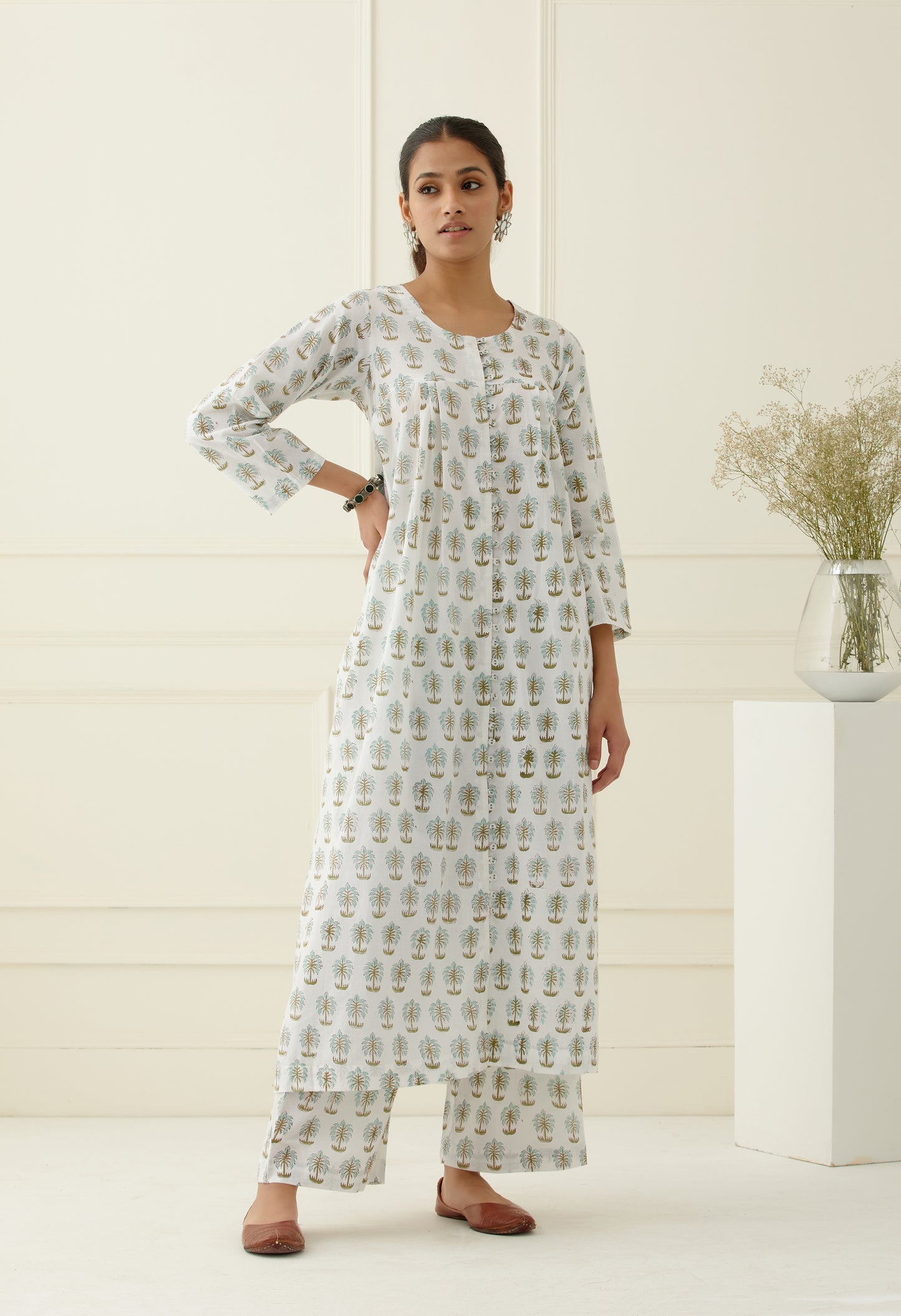 Kurta set kurta set for women ethnic wear ethnic clothing indian dress ethnic wear for women block prints indian dress shop kurta designer kurta fashion designer dress fashion clothing brand kurta set for women maxi dress co ord suit for women kurti set for women cotton kurta set for women festive dresses for women xxl size xl size xxxl size  xxxl kurta 4xl kurta 5xl size curvy women suit design suit design for women plus size women trafitional wear indian clothing indian fashion set pants trend india