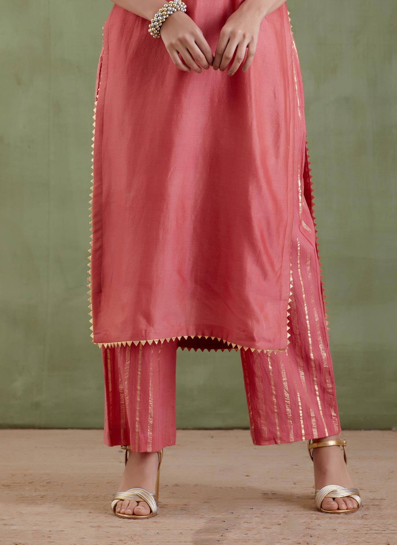 Durgavati Kurta Set