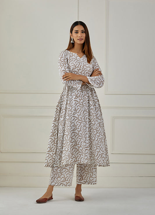 Kurta set kurta set for women ethnic wear ethnic clothing indian dress ethnic wear for women block prints indian dress shop kurta designer kurta fashion designer dress fashion clothing brand kurta set for women maxi dress co ord suit for women kurti set for women cotton kurta set for women festive dresses for women xxl size xl size xxxl size  xxxl kurta 4xl kurta 5xl size curvy women suit design suit design for women plus size women trafitional wear indian clothing indian fashion set pants trend india