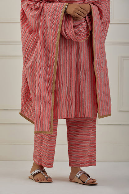 Yajoa Kurta Set