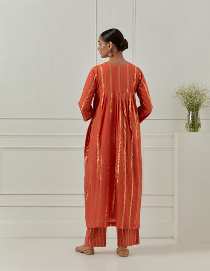Naiki Devi Kurta Set