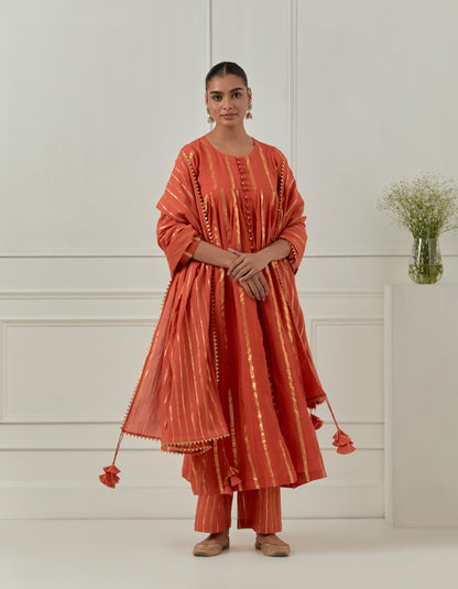 Naiki Devi Kurta Set