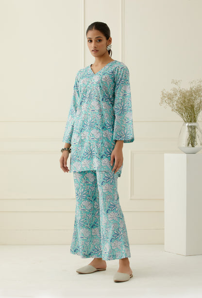 Ashley Kurta Set