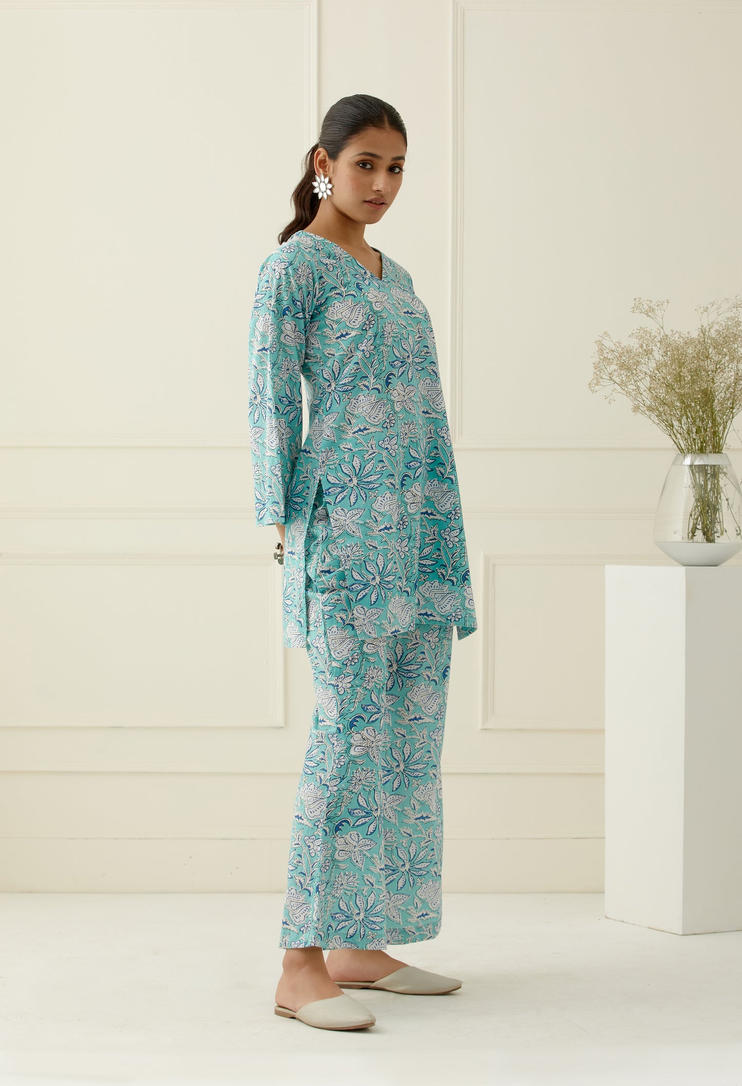 Ashley Kurta Set