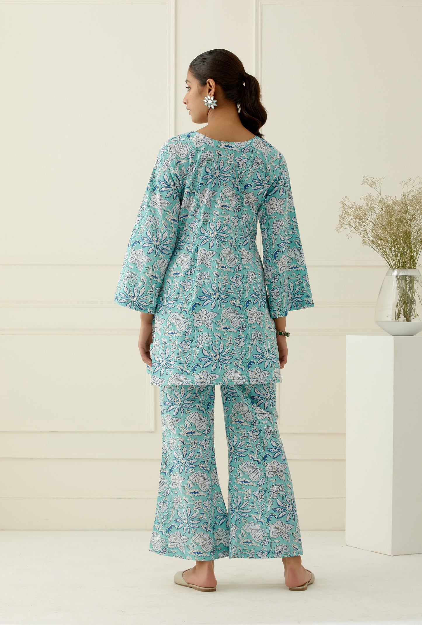 Ashley Kurta Set