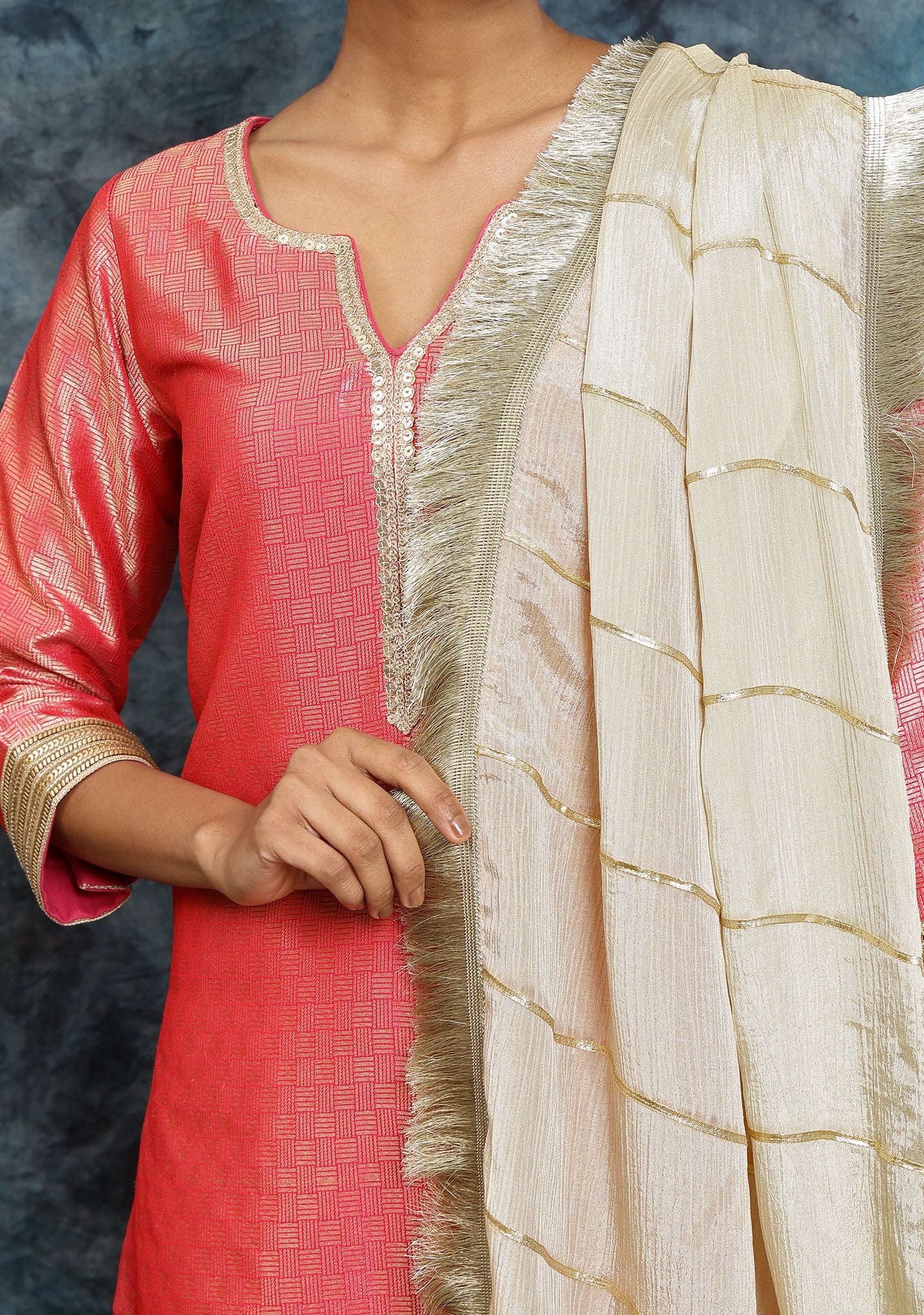 Gulabi Ghazal Kurta Set