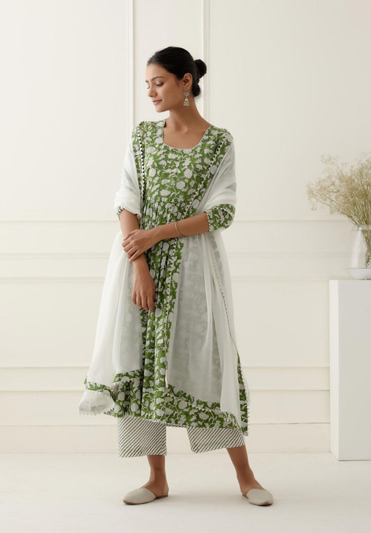 Kira Kurta Set