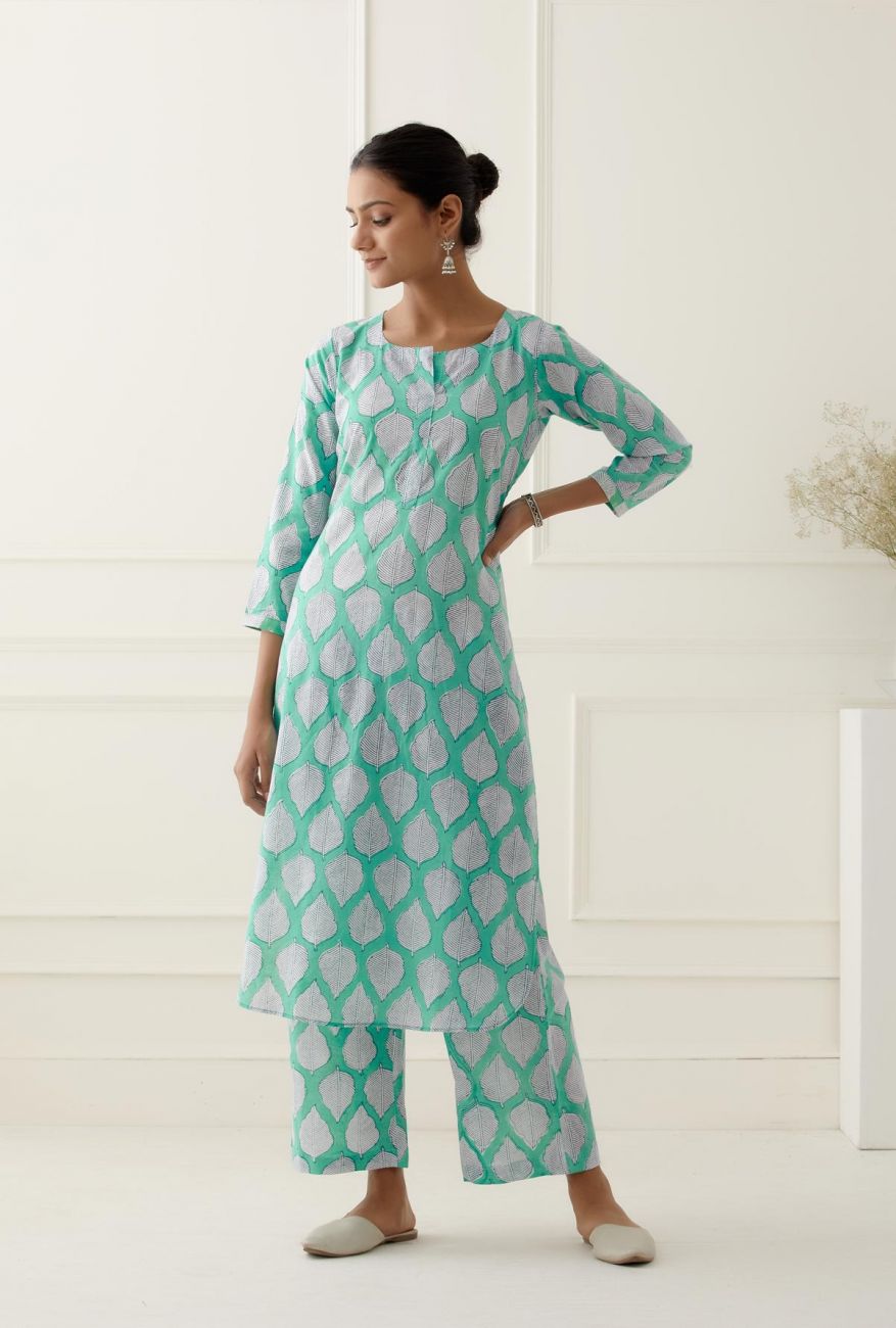 Coral Kurta Set